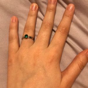 💎 5/$10 All Jewelry💎 Emerald Ring
